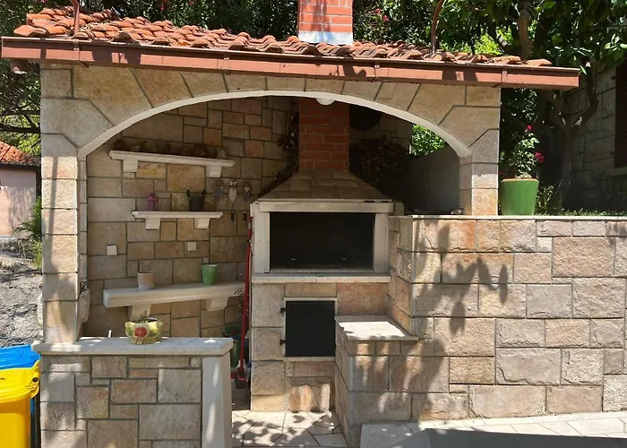 Sunset By The Sea Splitska